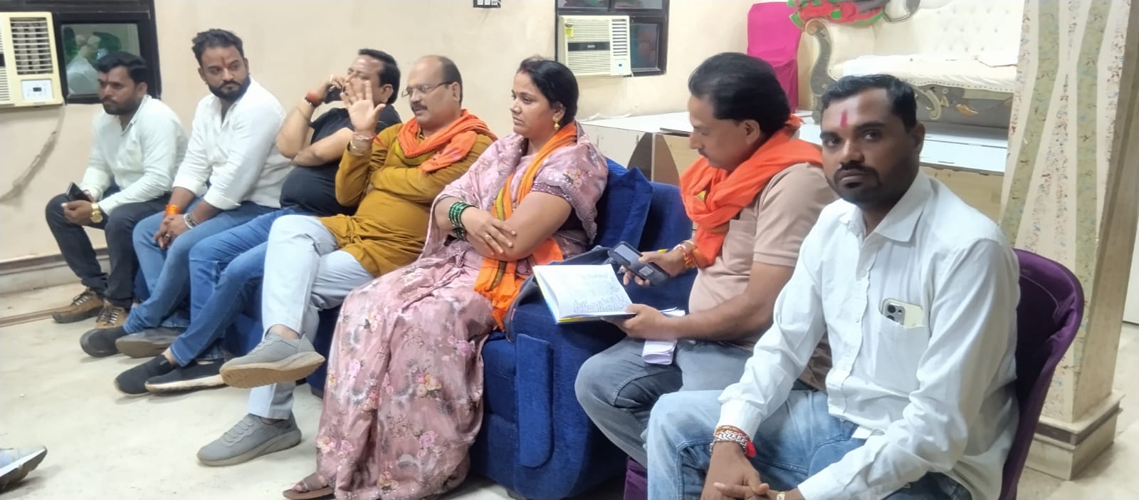 भारतीय जनता युवा मोर्चा चरोदा मंडल की परिचयात्मक बैठक संपन्न, आगामी निगम चुनाव में जीत का लिया संकल्प।