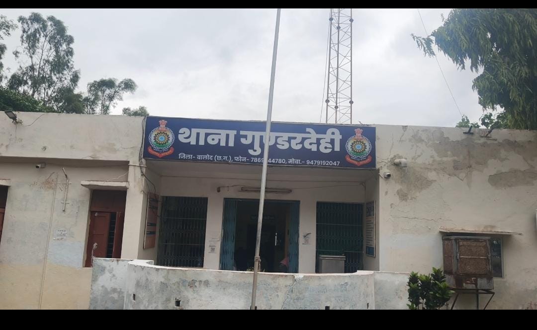 डायल 112 की कार्यप्रणाली पर उठे गंभीर सवाल; शराबियों को बिना कार्रवाई छोड़ने के पीछे किसका हाथ? कांग्रेस के बड़े नेता के फोन की चर्चा तेज।