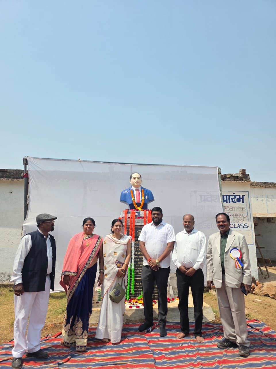 मरोड़ा स्टेशन एवं छावनी चौक में हर्षोल्लास के साथ मनाई गई डॉ. भीमराव आंबेडकर की जयंती।