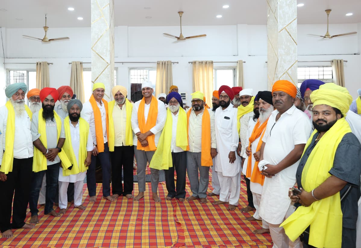 बेबे नानकी जी के प्रकाश पर्व पर भिलाई में भव्य आयोजन: सेवा शिविरों और कीर्तन के साथ श्रद्धालुओं ने की देश-प्रदेश की खुशहाली की कामना।