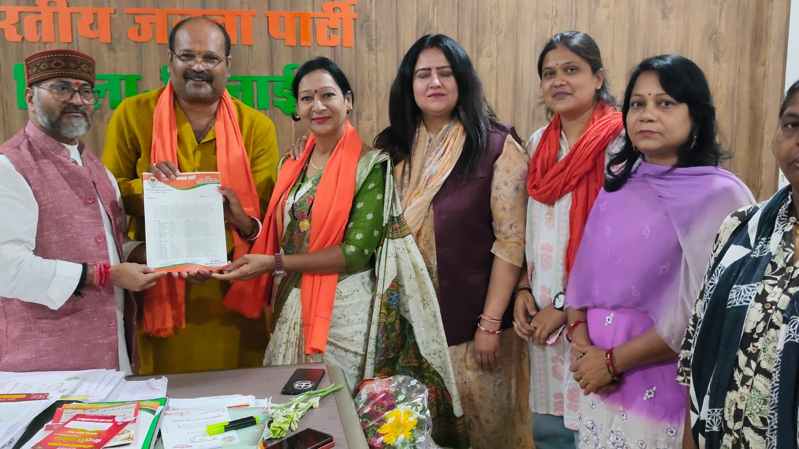 भाजपा महिला मोर्चा चरोदा मंडल की नई कार्यकारिणी घोषित, उषा चौहान की टीम में अनुभवी और नए चेहरों को मिली जगह।