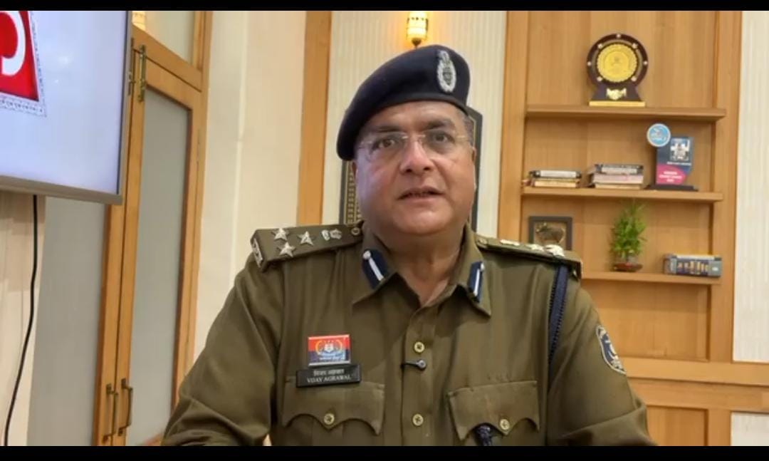 होली पर्व के मद्देनजर दुर्ग पुलिस मुस्तैद: नशा तस्करों और अपराधियों के खिलाफ बड़े स्तर पर कार्रवाई शुरू SSP दुर्ग विजय अग्रवाल।